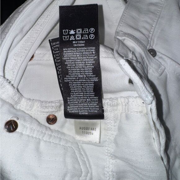 7 FOR ALL MANKIND Broken Twill Josefina Boyfriend Jeans in White - Picture 10 of 16